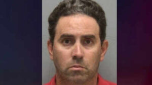 Florida man brandishes 3-foot sword during argument with neighbour in Cape Coral, arrested