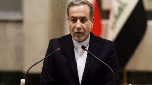 Strait of Hormuz open? Iran FM says key oil route closed only to ‘enemies’