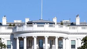 WH divided: Trump aides debate exit vs escalation