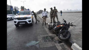 2 teens speeding on bike crash into elderly morning walker on Mumbai’s Marine Drive; all 3 dead | Mumbai News