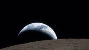 Artemis II crew captures stunning Earthrise and Milky Way views from lunar orbit |