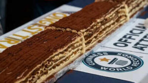 Guinness World Records: London sets Guinness World Record with 440-metre tiramisu made by 100 chefs using 50,000 biscuits | World News