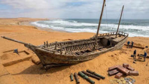 Namid Desert: Lost since 1533: This Renaissance merchant ship has resurfaced in the Namib Desert after 500 years | World News