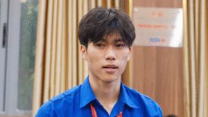 The real hero: 20-year-old man saves 7 lives after climbing into a burning building in Vietnam | World News