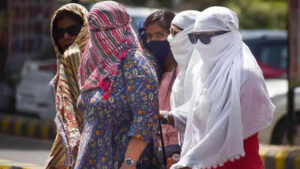 Heatwave alert in several parts of India: Where red, orange and yellow warnings are in place | India News