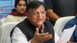 Bengal chief secretary Manoj Kumar Agarwal orders crackdown on illegal toll booths in Bengal | India News
