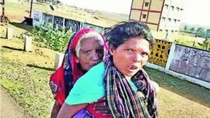 For KYC, tribal woman walks 4km to bank with mom-in-law, 90, on her back | Raipur News