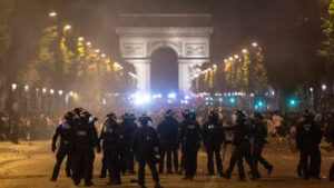 PSG Champions League celebrations in France spark clashes; 416 detained, 7 police officers injured