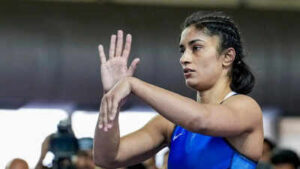 Vinesh Phogat knocked out of Asian Games trials after semifinal loss to Meenakshi Goyat; dramatic day ends in disappointment | More sports News