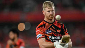 Heinrich Klaasen: ‘You’ll be on the floor!’ Furious Heinrich Klaasen loses cool as fan films his family, ugly confrontation caught on camera – WATCH | Cricket News