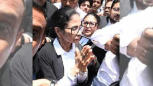 Video: Mamata Banerjee in lawyer’s gown faces sloganeering at Calcutta high court during post-poll violence case hearing | India News