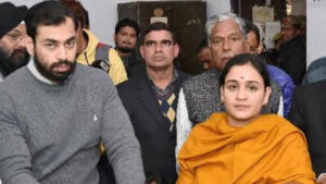 Mulayam Singh Yadav’s son Prateek poisoned? SP leader makes shock claim | India News