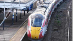 UK heatwave hits rail network: Smoke on tracks near London Waterloo causes delays, cancellations