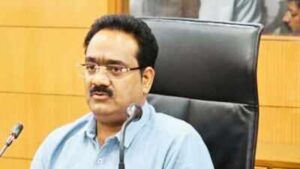 IAS officer held for siphoning Rs 60 crore from Haryana govt a/cs | Chandigarh News