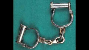 DRI busts gold smuggling racket at Mumbai airport; arrests BJP worker and 6 others, seizes contraband worth Rs 5 crore | Mumbai News