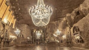 Hidden wonder: Poland’s 700-year-old underground salt mine is a hidden city of chapels, lakes and sculptures carved from salt | World News