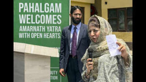 Protecting Amarnath yatris collective duty of Kashmiris, says Mehbooba | Srinagar News