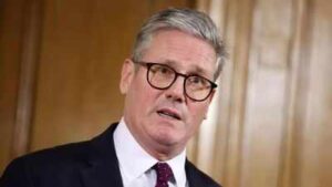 Keir Starmer: ‘Everyone thinks it’s over’: UK PM Starmer faces internal revolt