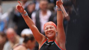 Why is there no national flag alongside Diana Shnaider’s name at French Open 2026? Exploring her nationality following stellar run to defeat World No1 Aryna Sabalenka | International Sports News
