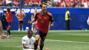 Spain vs Austria FIFA World Cup match result: Oyarzabal brace guides dominant Spain into last-16 with 3-0 win over Austria | Football News
