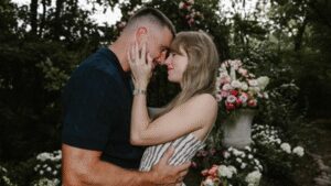 ‘JUST&T MARRIED’ Swift, Kelce host massive New York wedding bash