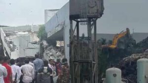 16 feared trapped after building collapses in Pune amid heavy rain | Pune News