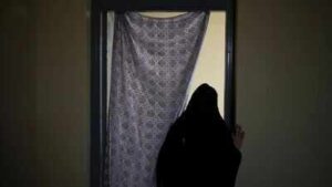 Taliban Dress Code Restrictions Hurt Afghan Economy as Women Stay Home | World News