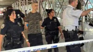 New York Stabbing: Watch: Suspect yelling ‘Allahu Akbar’ stabs two in New York, arrested