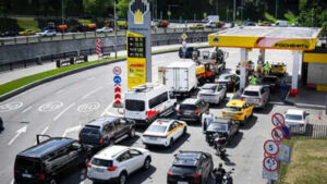 Russia Fuel Crisis: Russians urged to work from home amid fuel crisis
