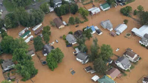 West Virginia flash floods: 2 missing, 500 National Guard troops deployed as torrential rain batters state