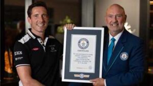 29 Runners, 100km, One giant Jaguar: Jaguar TCS Racing sets World Record | Formula – E News