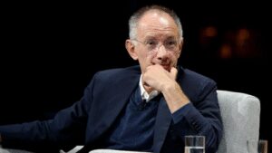 Billionaire Michael Moritz and Harriet Heyman are offering up to $150 million for ideas that could make San Francisco a better place to live