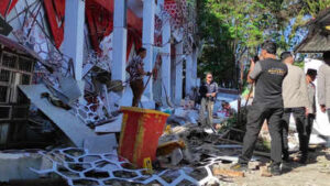 Indonesia earthquake: Several killed, buildings collapse, multiple tremors recorded