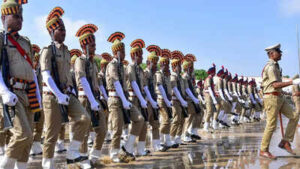 1,057 police, fire and correctional personnel receive gallantry, service medals