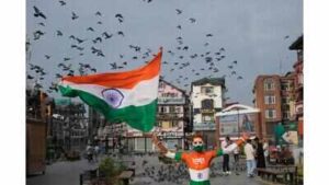 Sridhar Vembu, Anand Mahindra, Peyush Bansal extend wishes to the nation