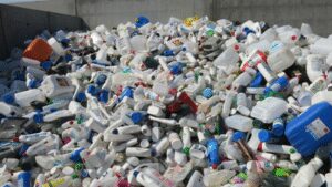 Scottish Water: Scotland recycles 72,000 contaminated single-use plastic bottles in a world-first move as new technology targets Petri dishes and pipette tips |