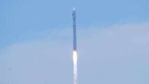 China launches 24th batch of low-orbit internet satellites from Hainan site