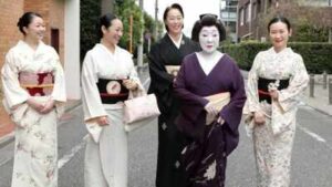 Tokyo’s geisha population fell from about 13,000 in 1940 to around 200 today; one 86-year-old geisha is turning to AI and holograms to keep the culture alive