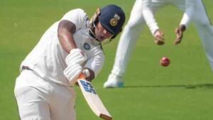 4, 6, 4! Vaibhav Sooryavanshi takes on Mohammed Siraj, lights up Chepauk in Duleep Trophy final – Watch | Cricket News