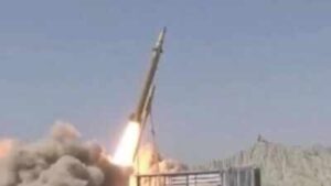 Missile with ‘eyes’: Iran’s new missile can hunt targets without GPS, putting US warships on alert