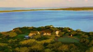 From 2019 to 2023, a tech entrepreneur spent $19.125 million assembling a 31.5-acre Martha’s Vineyard estate; in 2026 it sold for a Massachusetts-record $43 million