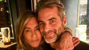 Jennifer Aniston’s boyfriend Jim Curtis opens up on partial paralysis, chronic nerve damage which makes him walk with a limp now: ‘You don’t have to live as a victim’ |