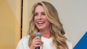 Laurene Powell Jobs left Wall Street and moved to Florence for eight months, then built a multibillion-dollar empire funding education, climate and social change | World News