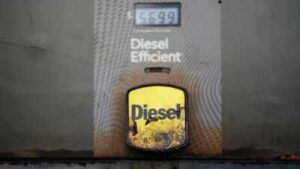 US diesel hits record $5.85 a gallon: Why are fuel prices rising?
